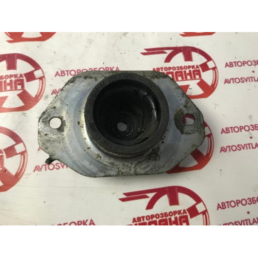 Подушка двигателя Opel Vivaro 2007-2014 91167992